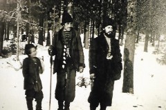 GÄLLER-Papo-och-hans-bror-Vanea-i-Finland-1898.-1.